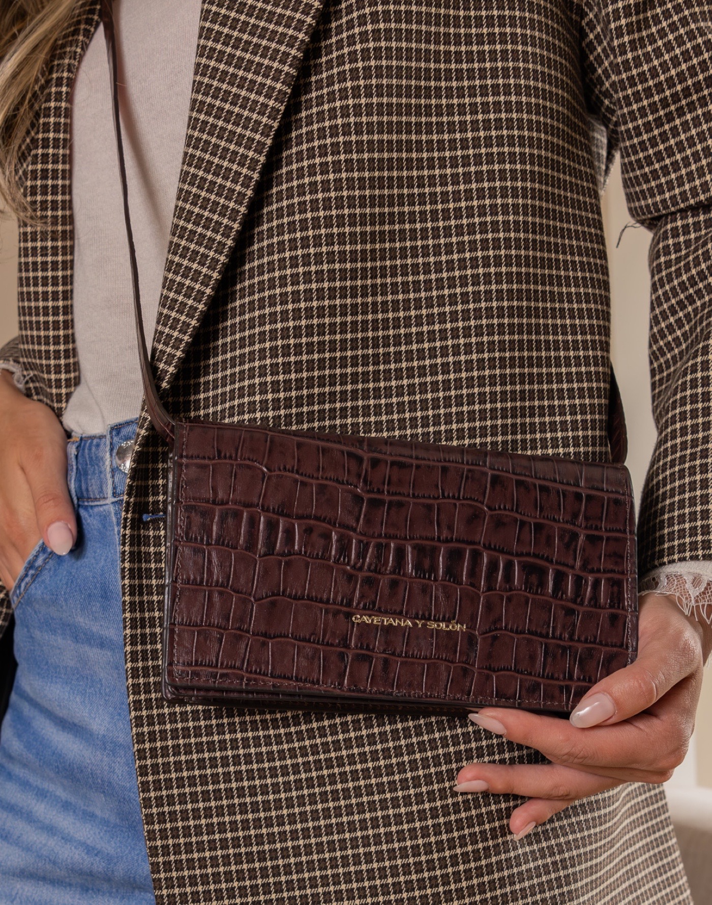 Mini Crossbody Evangeline (Croc Café) - Imagen 2