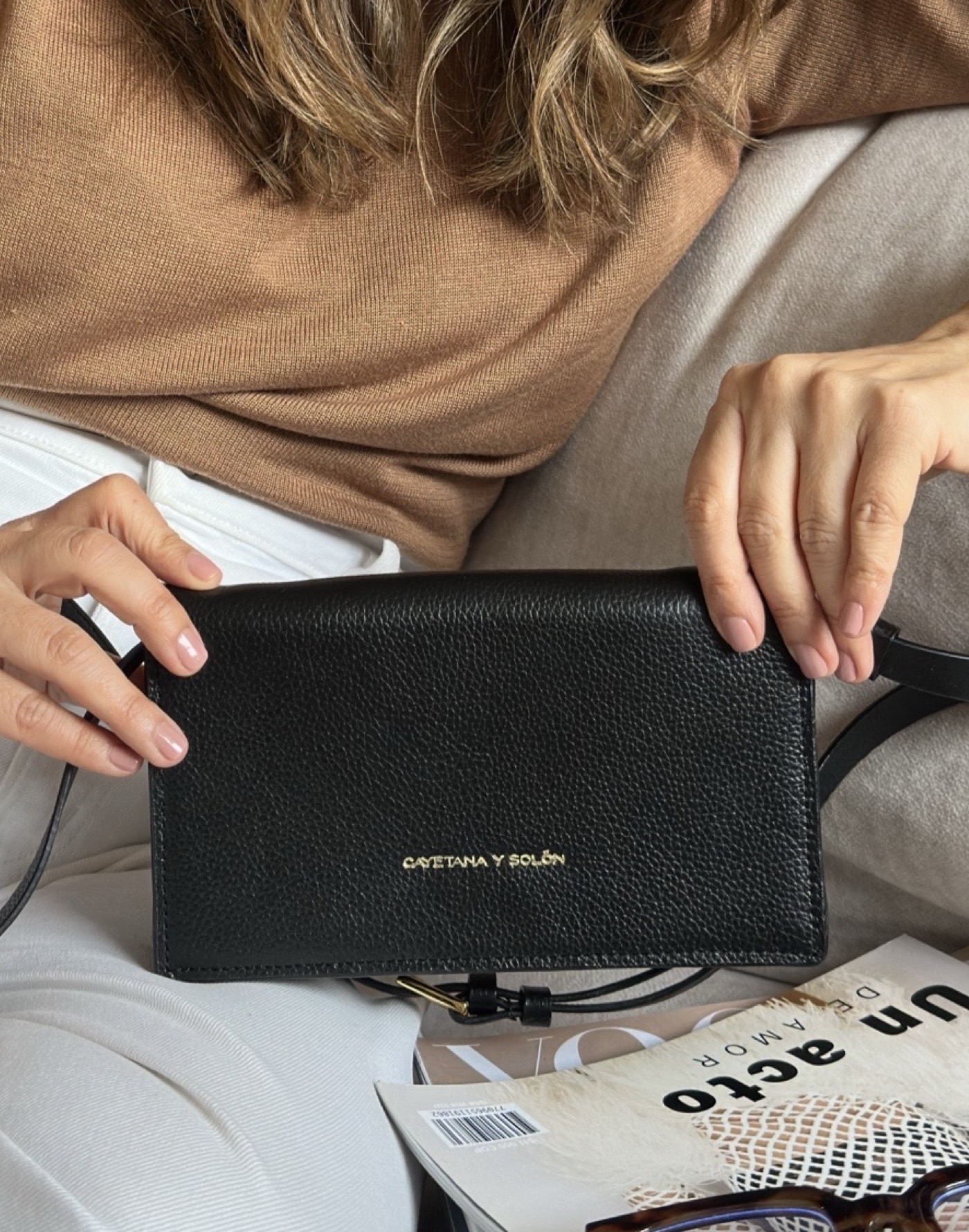 Mini Crossbody Evangeline (Negro/Caramel) - Imagen 2